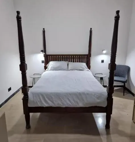 Apartment Comfy Design Isleta Near The